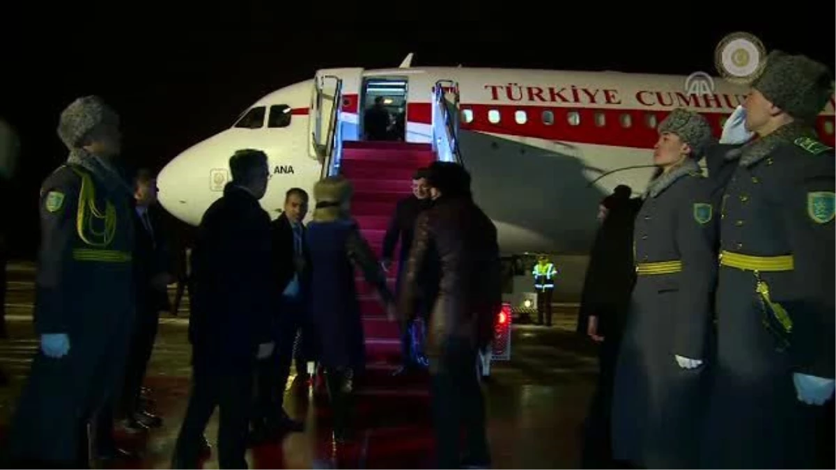 Başbakan Davutoğlu Kazakistan\'a Geldi