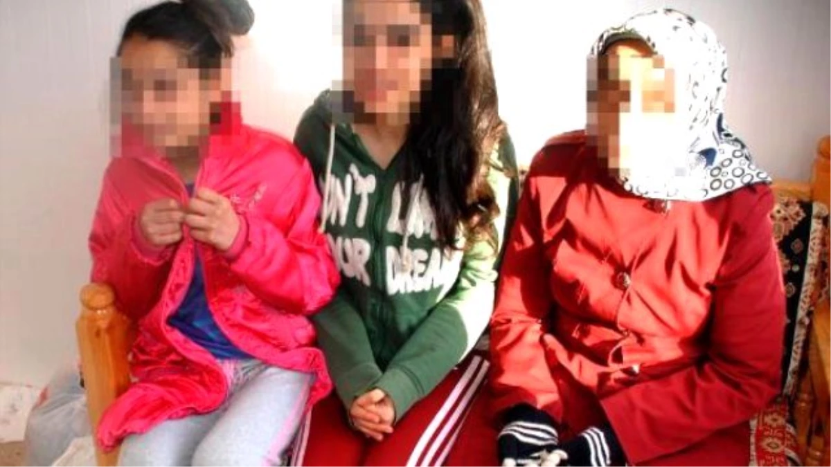 Diyarbakır Sur\'da Anne ve 2 Kızı, Çatışmalı Bölgeden Çıkarıldı