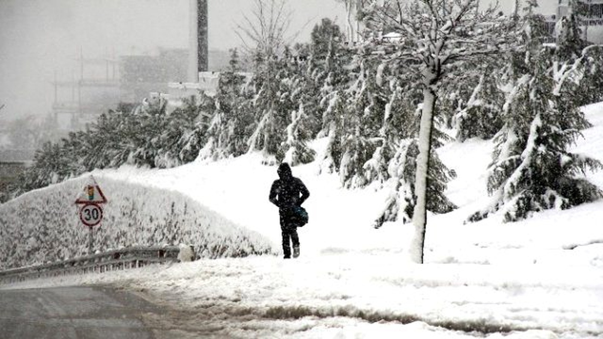 Kocaeli\'de Kar Yağışı Etkisini Arttırdı