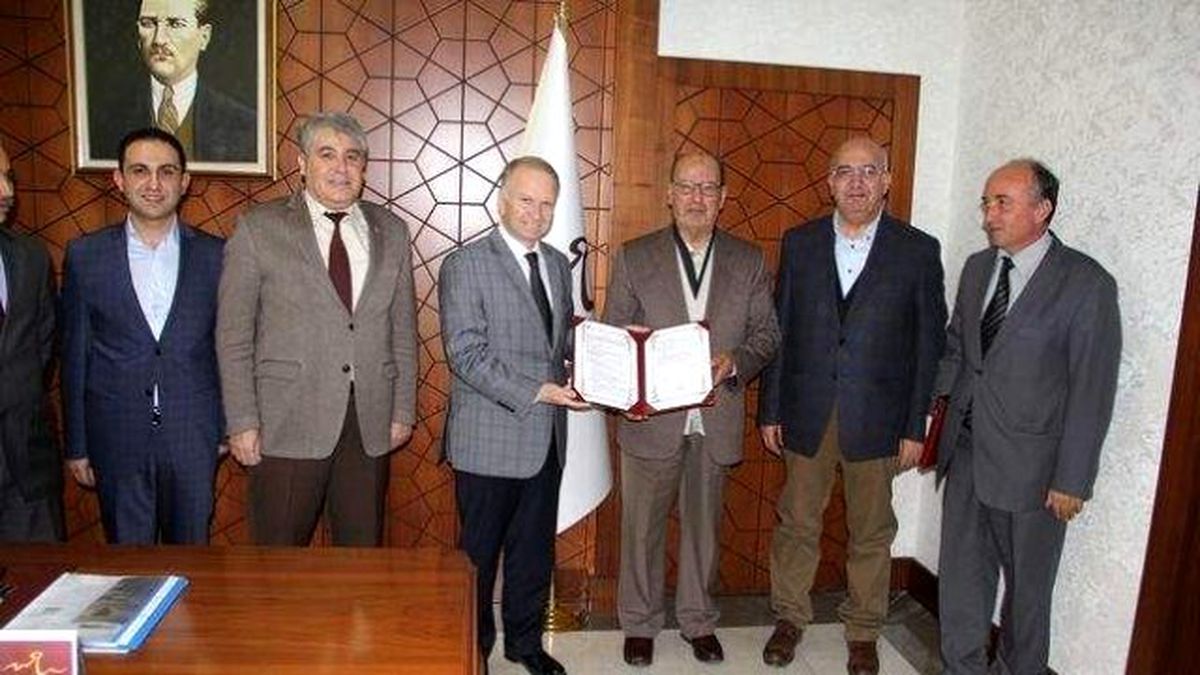 Nevşehirli Hayırsever İmam Hatip Ortaokulu Yaptırıyor