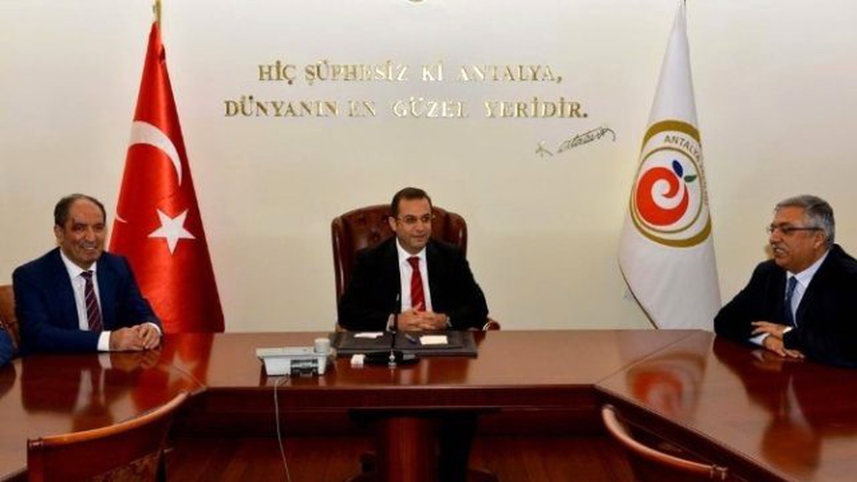 RTÜK Başkanı İlhan Yerlikaya ve Ratem Üyelerinden Vali Türker\'e Nezaket Ziyareti