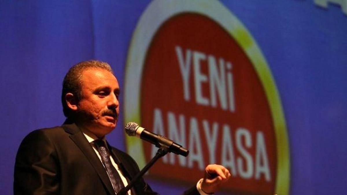 Şentop: "Mevcut Anayasa Ruhunu Teslim Ederse Türkiye\'nin Anayasa Sorunu Çözülür"