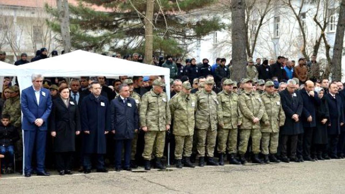 Sur\'da Şehit Olan 2 Asker Memleketlerine Uğurlandı