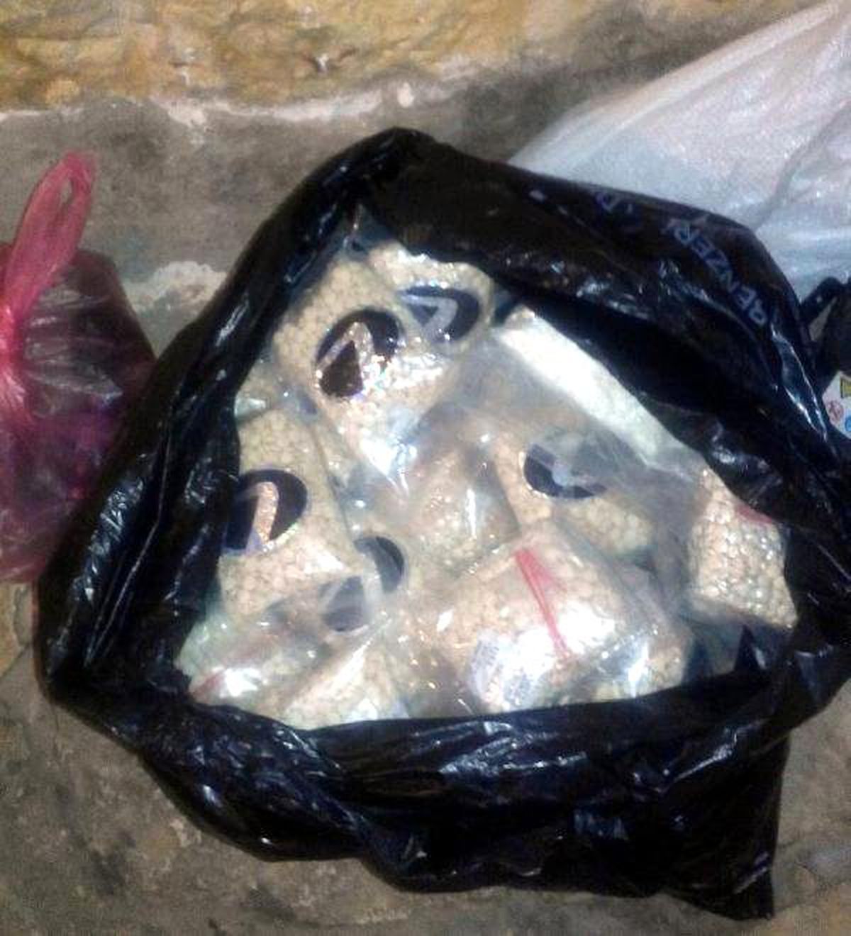 Tekneye Uyuşturucu Baskınında 103 Bin Adet Hap Ele Geçirildi