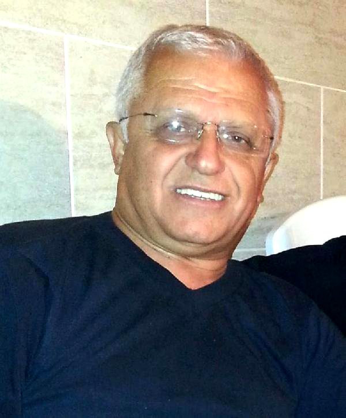 70 Yıllık Evli Çift 6 Gün Arayla Hayatını Kaybetti (2) - Yeniden