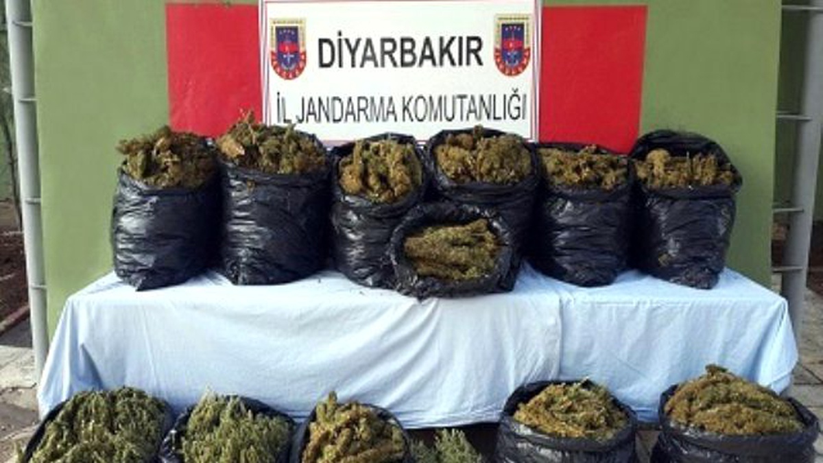 Diyarbakır\'da 134 Kilo Kubar Esrar Ele Geçirildi