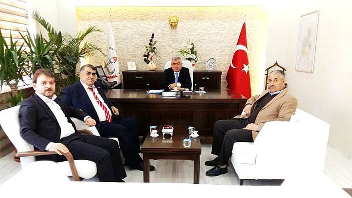 Muhtarlar, Milli Eğitim Müdürünü Ziyaret Etti