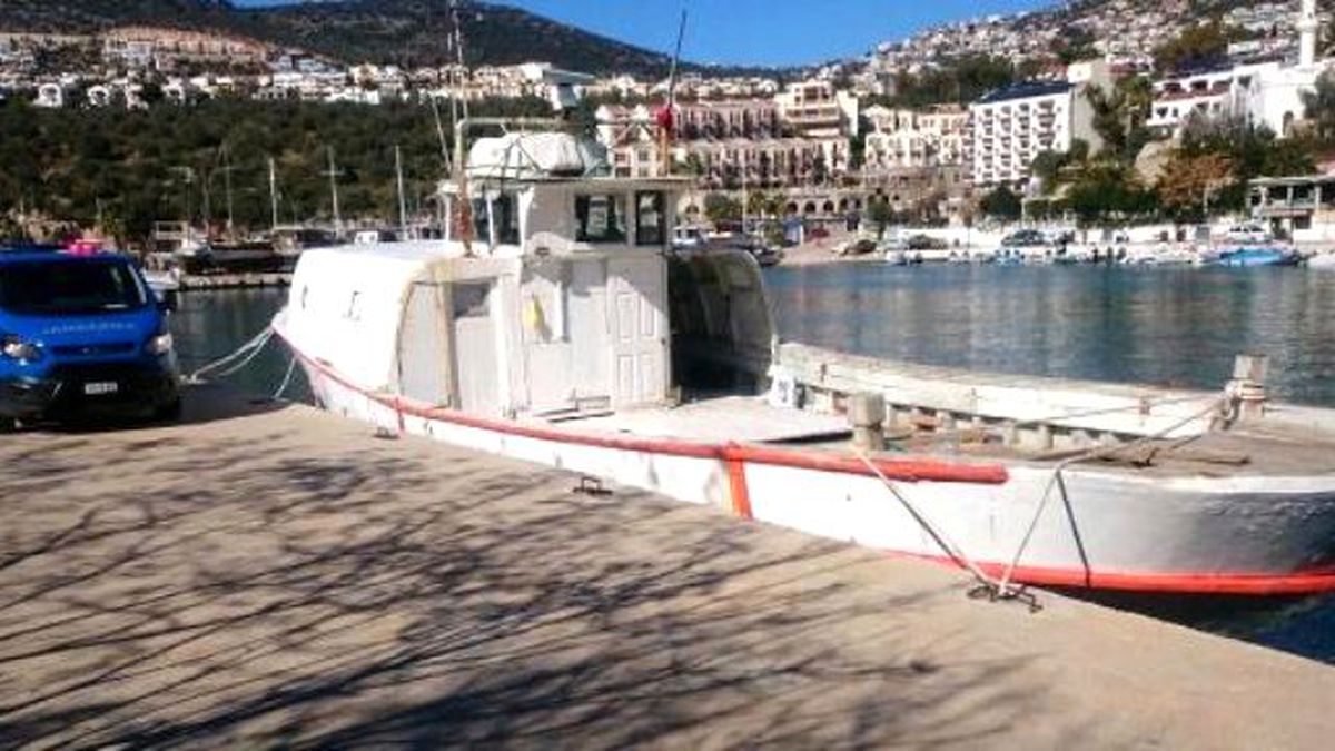 Teknede Uyuşturucuyla Yakalanan 5 Şüpheli Tutuklandı