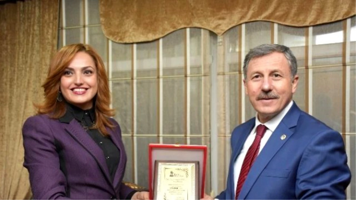 Yılın Milletvekili Özdağ, Yılın Belediye Başkanı Çelik Seçildi