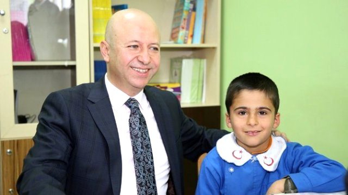 Çolakbayrakdar, Kocasinan\'ın Eğitime Kazandırdığı Okulda
