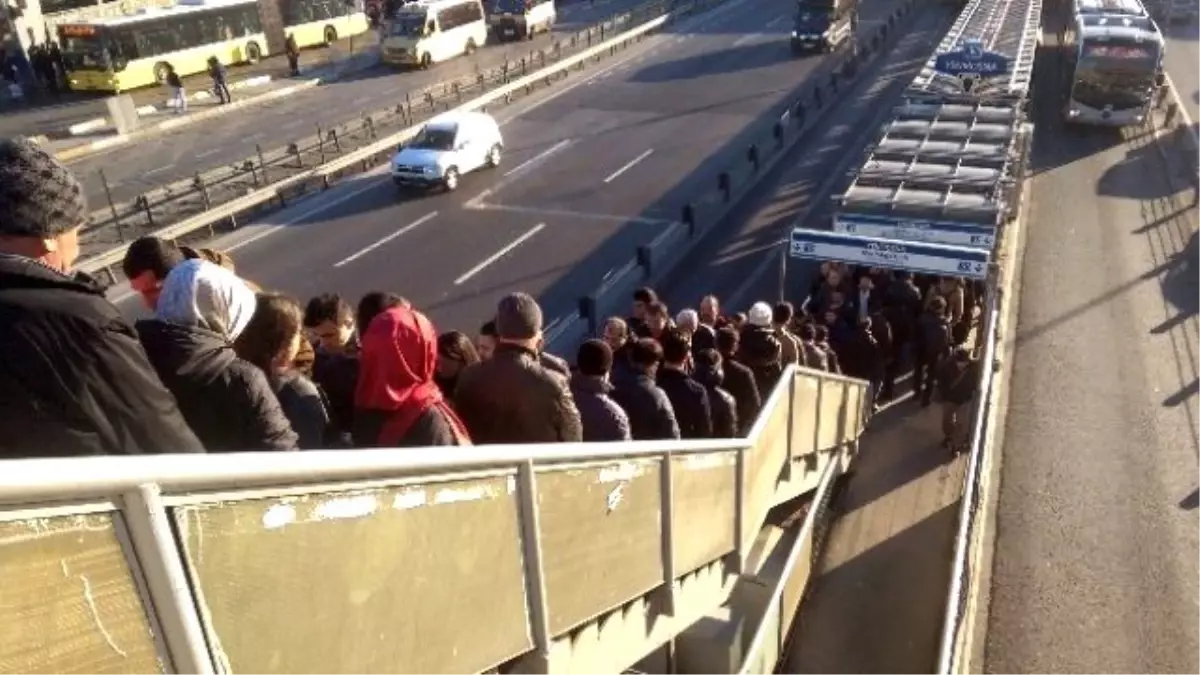 İstanbul\'da Trafik Yoğunluğu