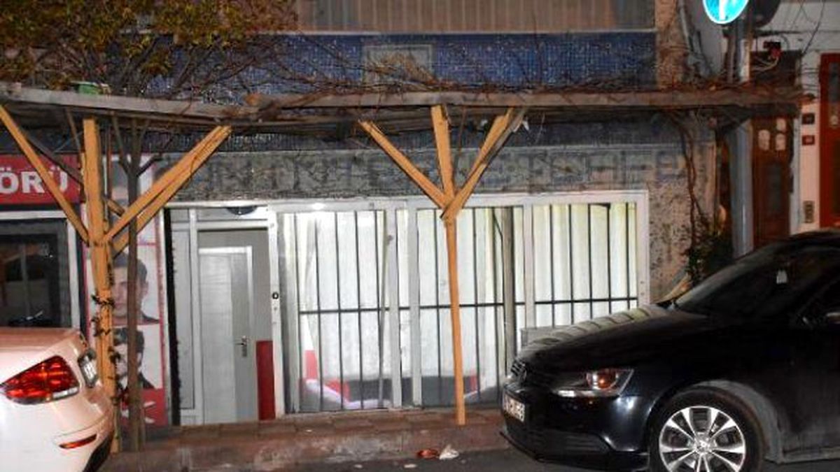 Kağıthane\'de Kahvehaneye Silahlı Saldırı: 1 Ölü 1 Yaralı