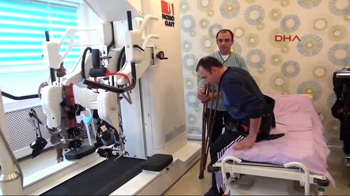 Kayseri \'Robogait\' Cihazı ile Yeniden Yürümeyi Öğrendi