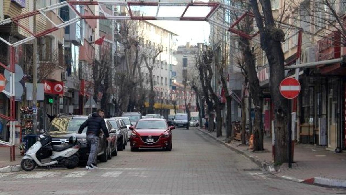 Kırklareli\'nde 2 Bin 017 Araca Trafik Cezası Kesildi