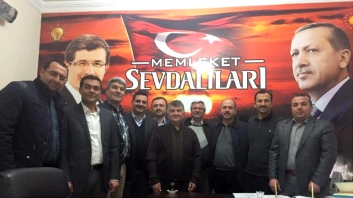 AK Parti İlçe Başkanları Toplantısı Acıgöl\'de Yapıldı