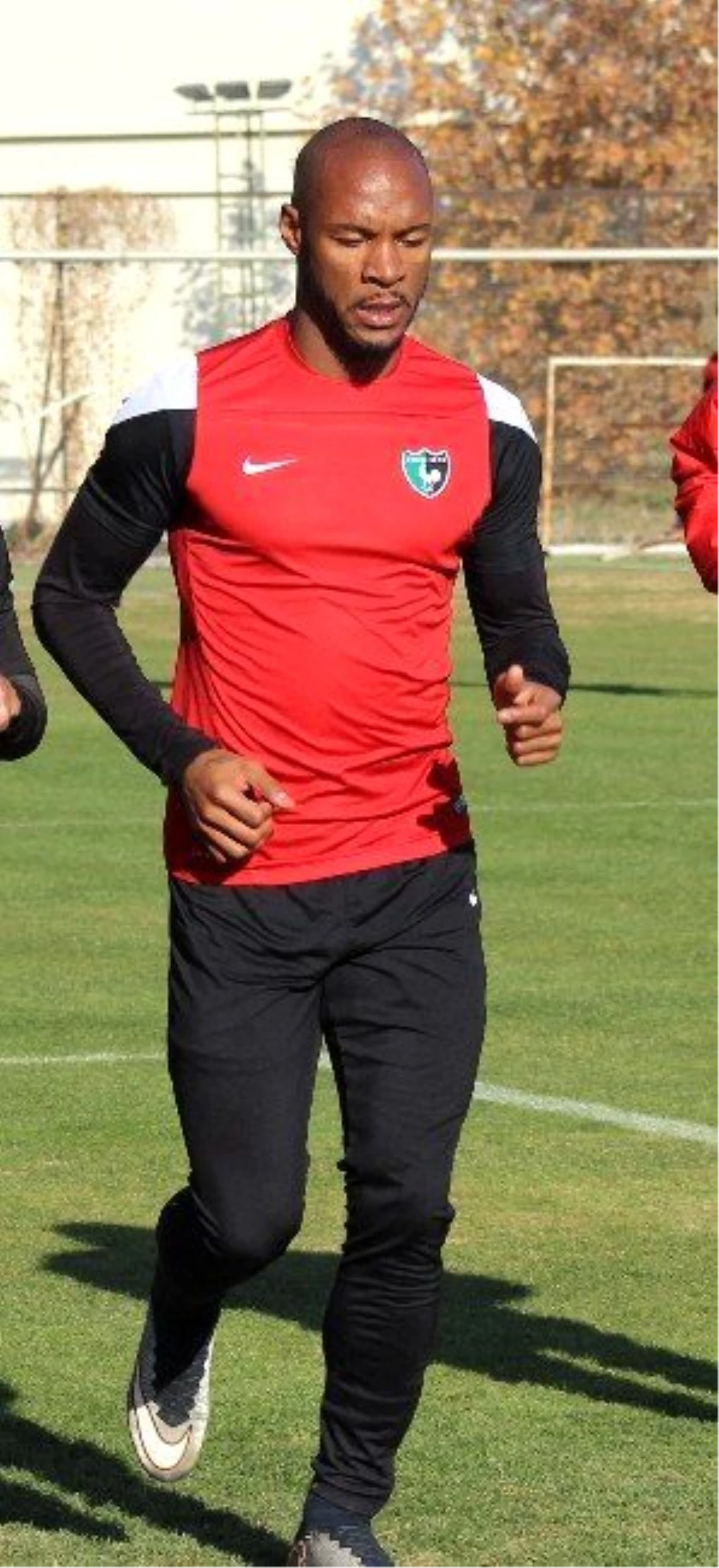 Denizlispor\'da Leodrınho Şoku