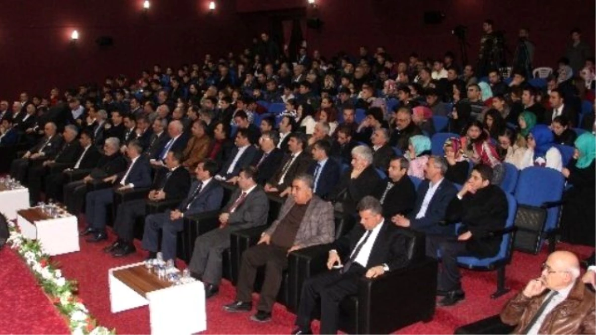 Elazığ\'da Ahmet Kabaklı Anıldı