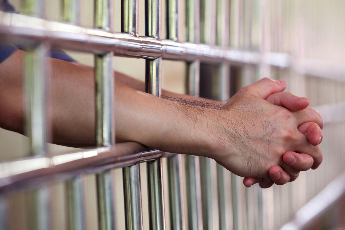 Firari Katil Zanlısı, Evinde Kazıp Halıyla Örttüğü Çukurda Saklanmış