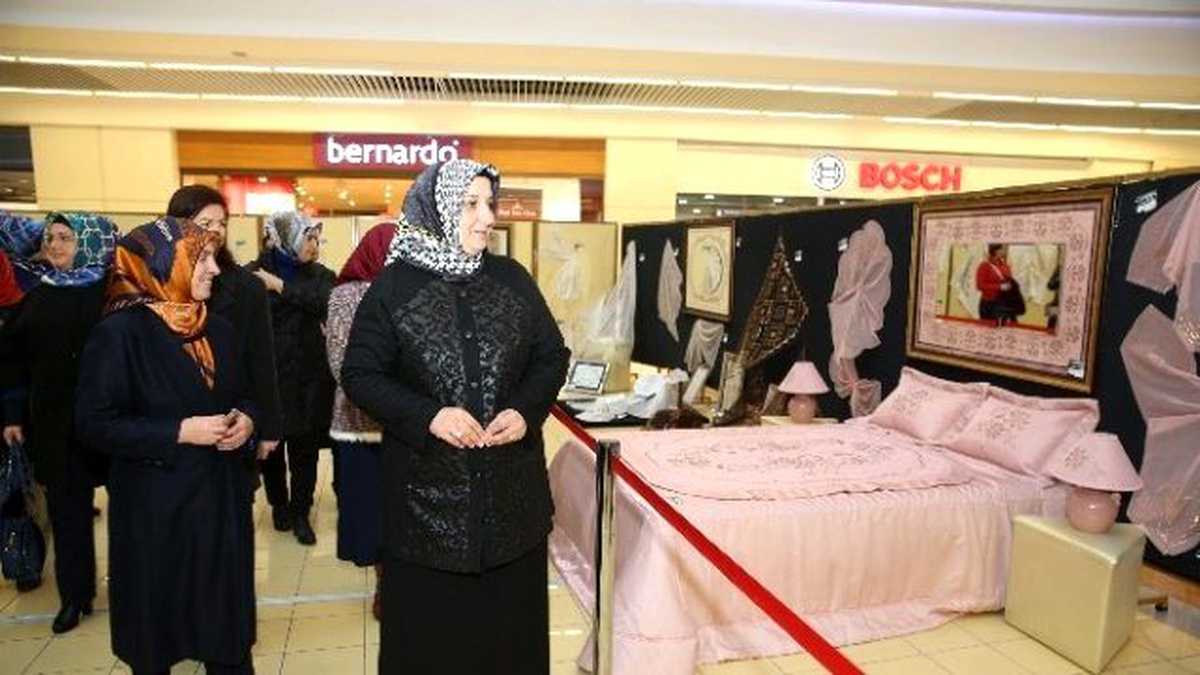 Kaymek Geleneksel El Nakışları Sergisi Açıldı