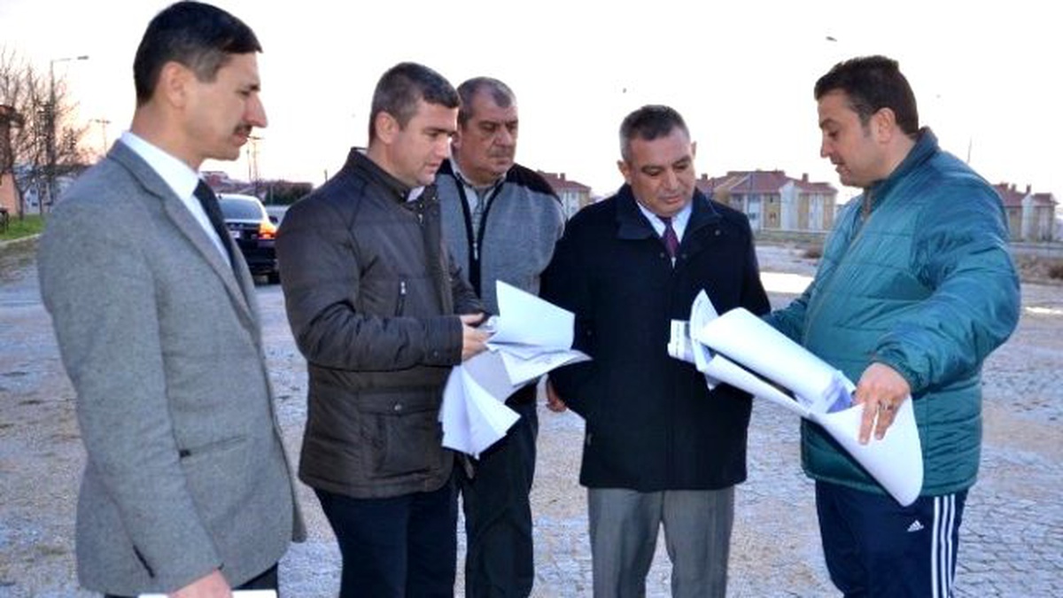 Rektör Acer, Spor Salonunda İncelemelerde Bulundu