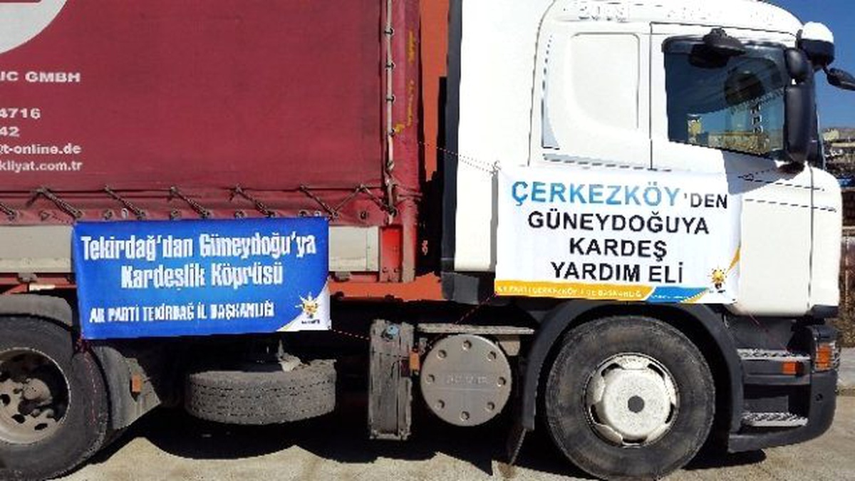 Terörden Zarar Gören Vatandaşlara AK Parti\'den Yardım