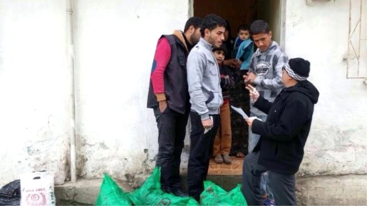 Bafra\'da Mültecilere Yardım Eli Uzandı
