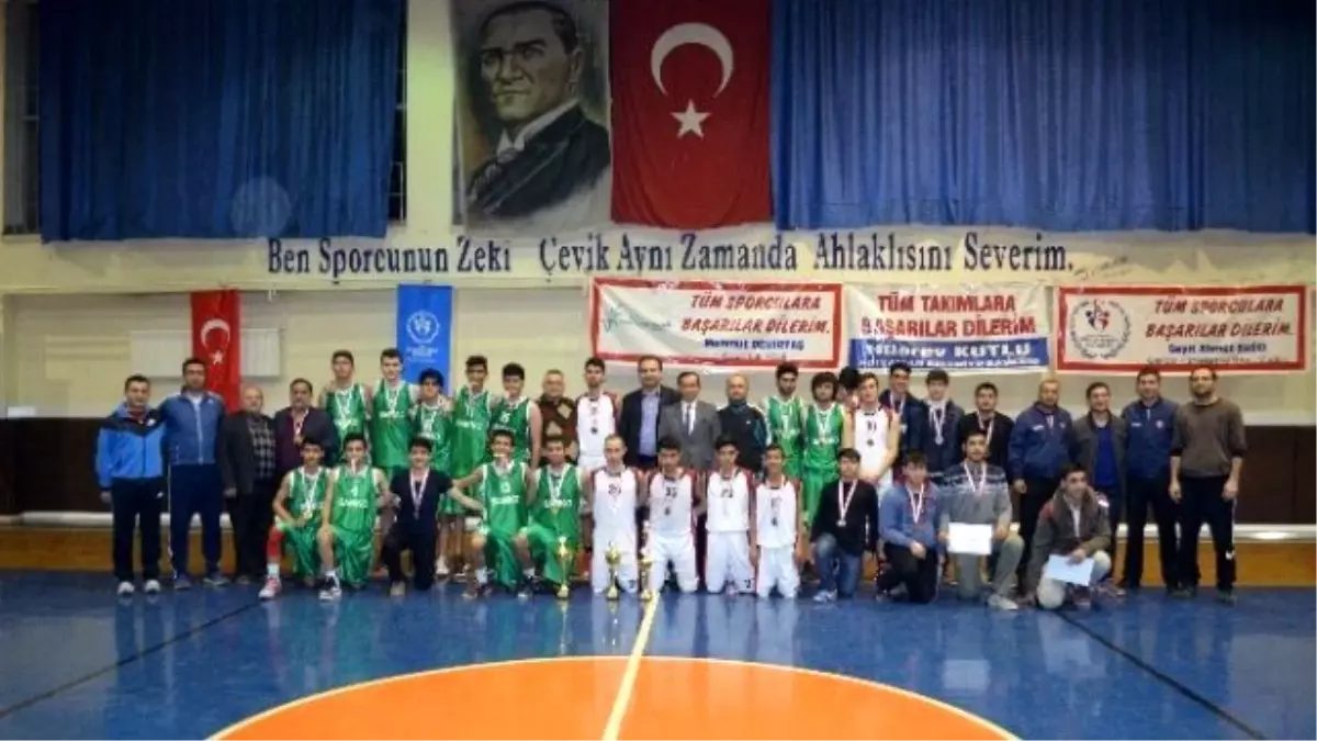 Basketbol\'da Şampiyon Yamanspor Oldu