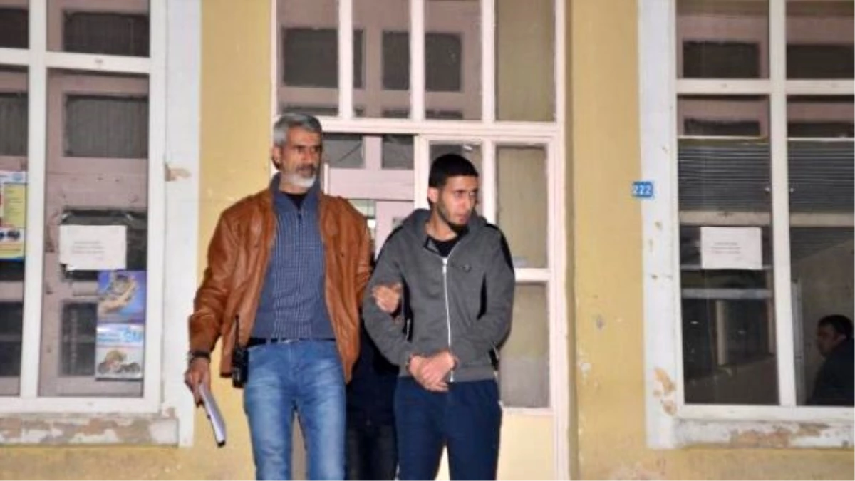 Besni\'de Işid\'e Katılmak İsteyen 4 Libyalı Tutuklandı