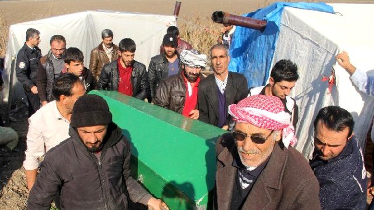 Kocasının Çocuğunu Göstermediği Suriyeli Kadın İntihar Etti