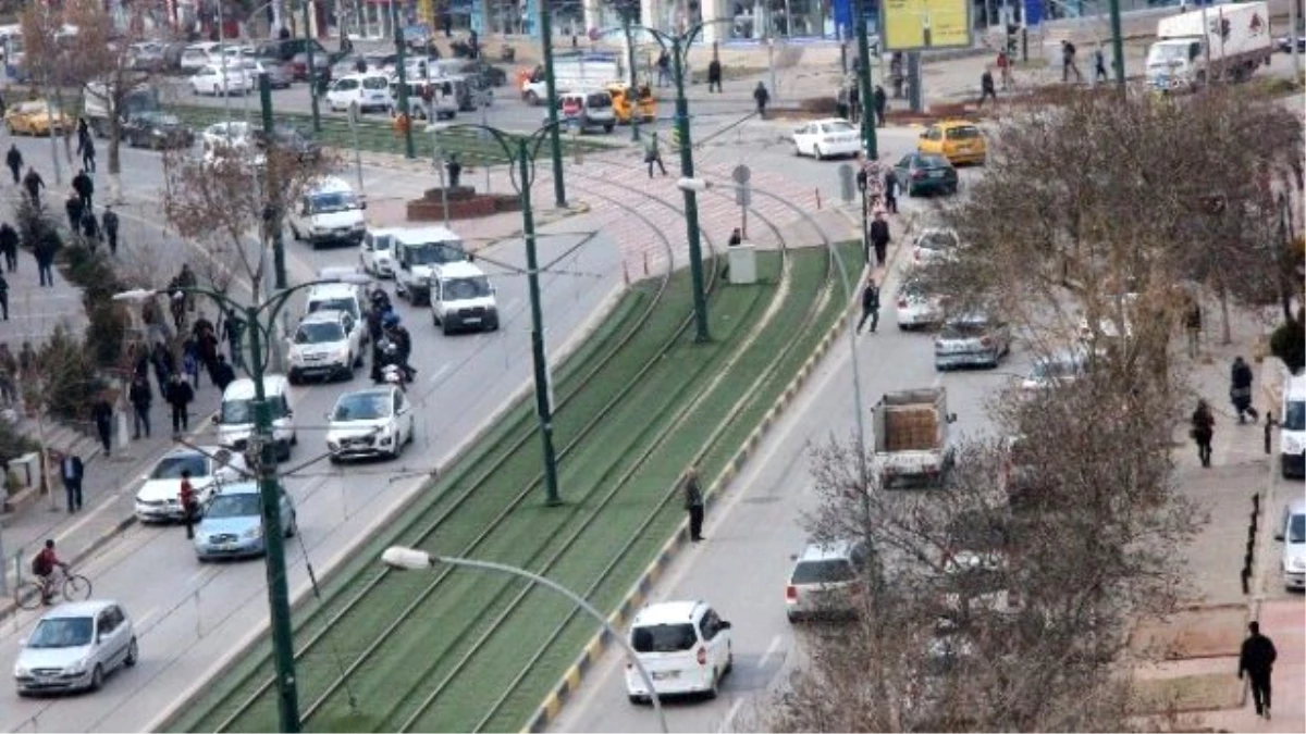Gaziantep\'te Araç Sayısı Yıl Sonunda 451 Bin Oldu
