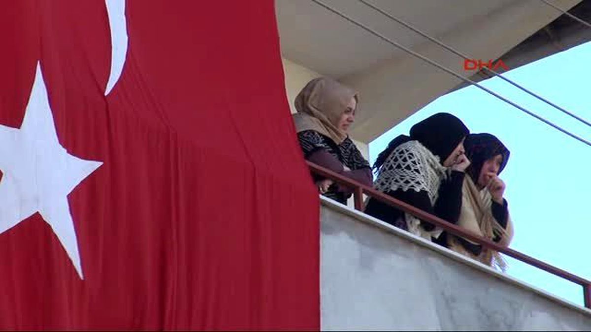 Şehidin Cenazesini Almaya Gittiler