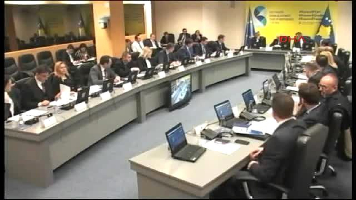 Kosova Hükümeti Ezan ve Çan Sesine Yönelik Sınırlamaları Kaldırdı
