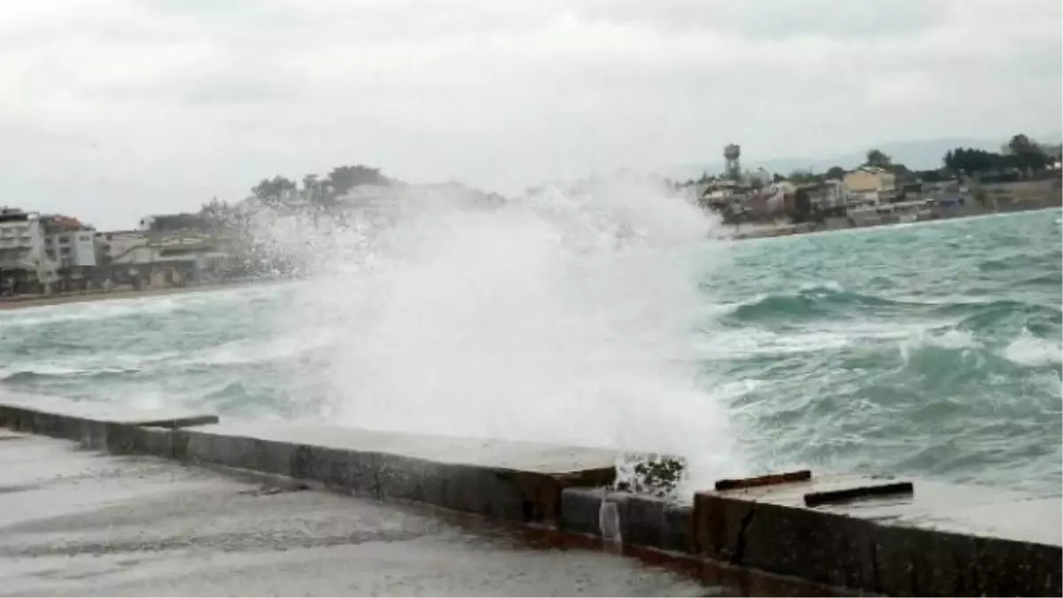 Meteoroloji\'den Kuvvetli Yağış ve Fırtına Uyarısı