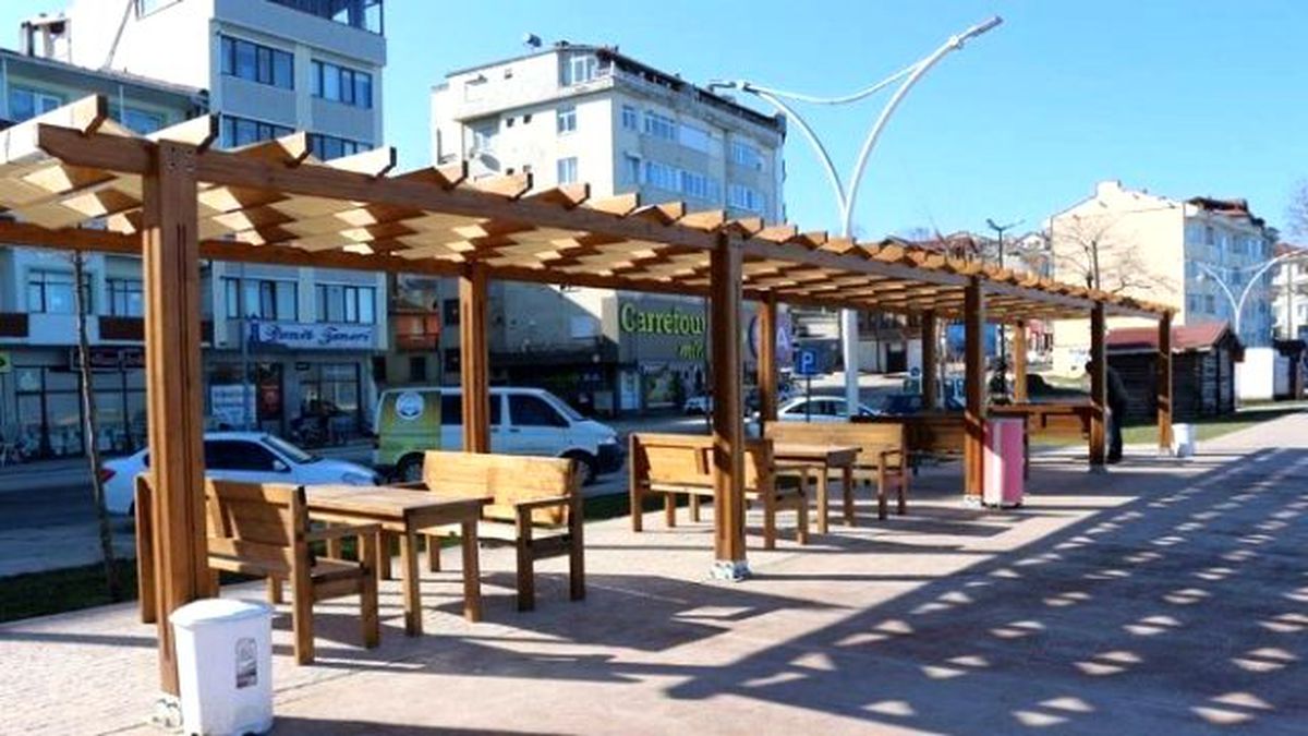 Oturma Gruplarının Montajı Gerçekleşti