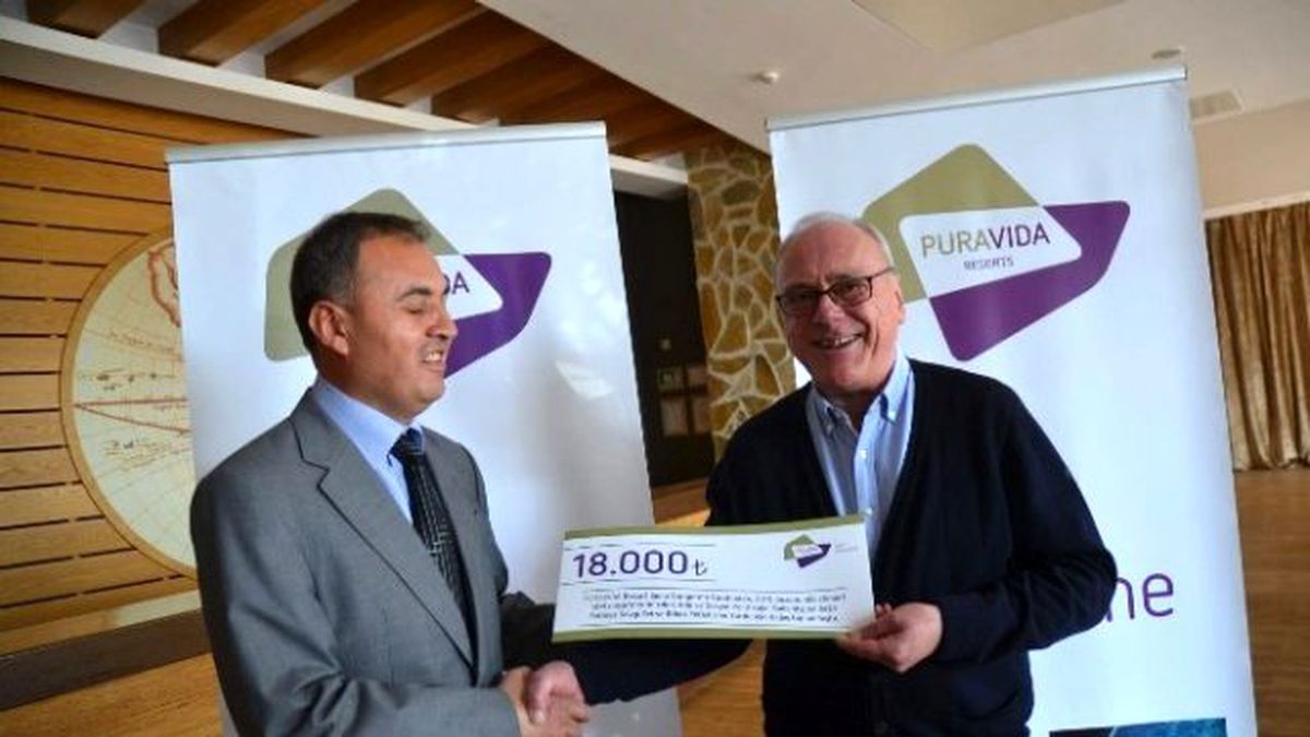 Sarıgerme'de Kimsesiz Çocuklara 18 Bin Tl.lik Yardım