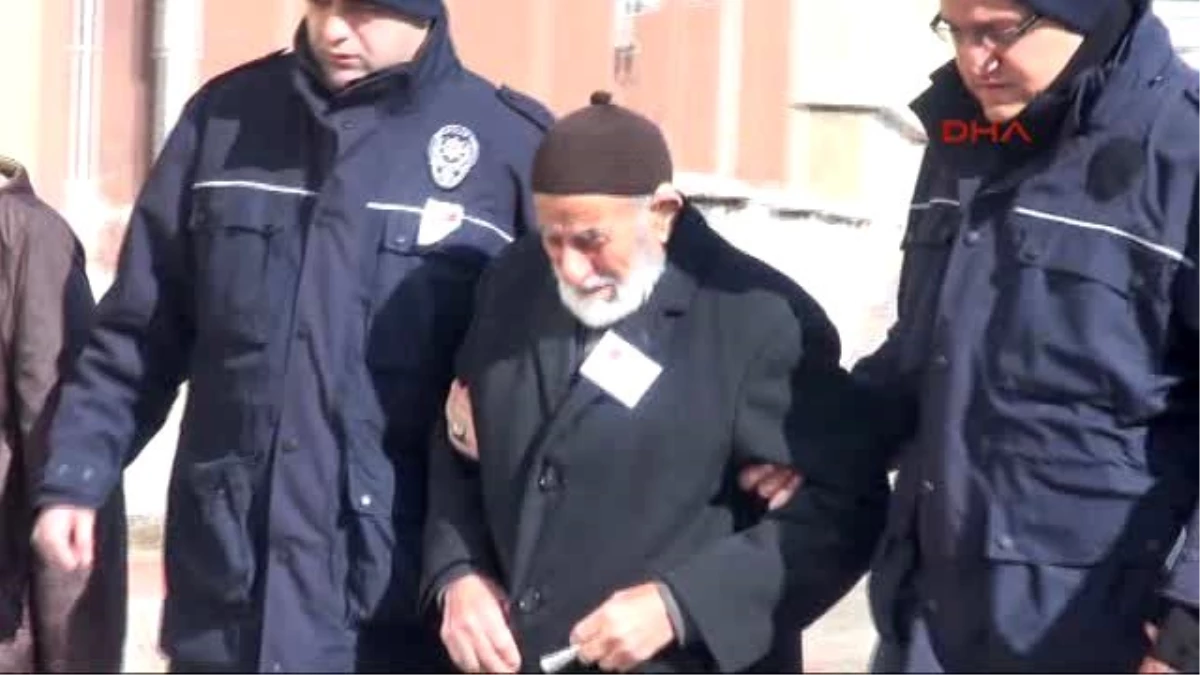 Sivas Şehit Özel Harekat Polisi Osman Yurt\'un Cenazesi Memleketine Getirildi Ek