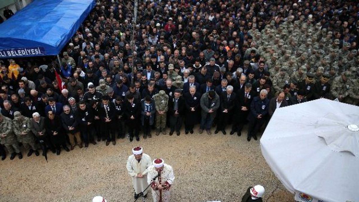 Adanalı Şehidi 5 Bin Kişi Uğurladı