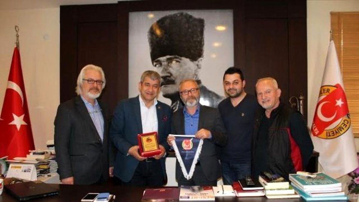 Aliv Başkanı Taşlıoğlu, Agc\'yi Ziyaret Etti