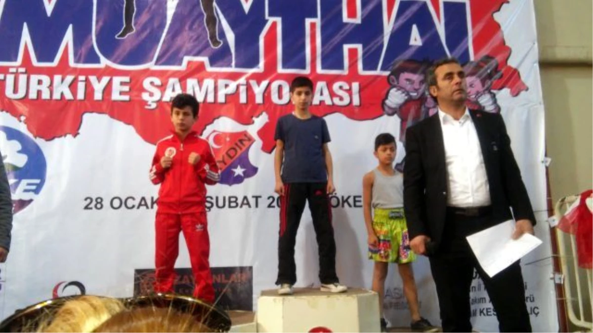 Batmanlı İki Kardeş, Tayland Boks Şampiyonu Oldu