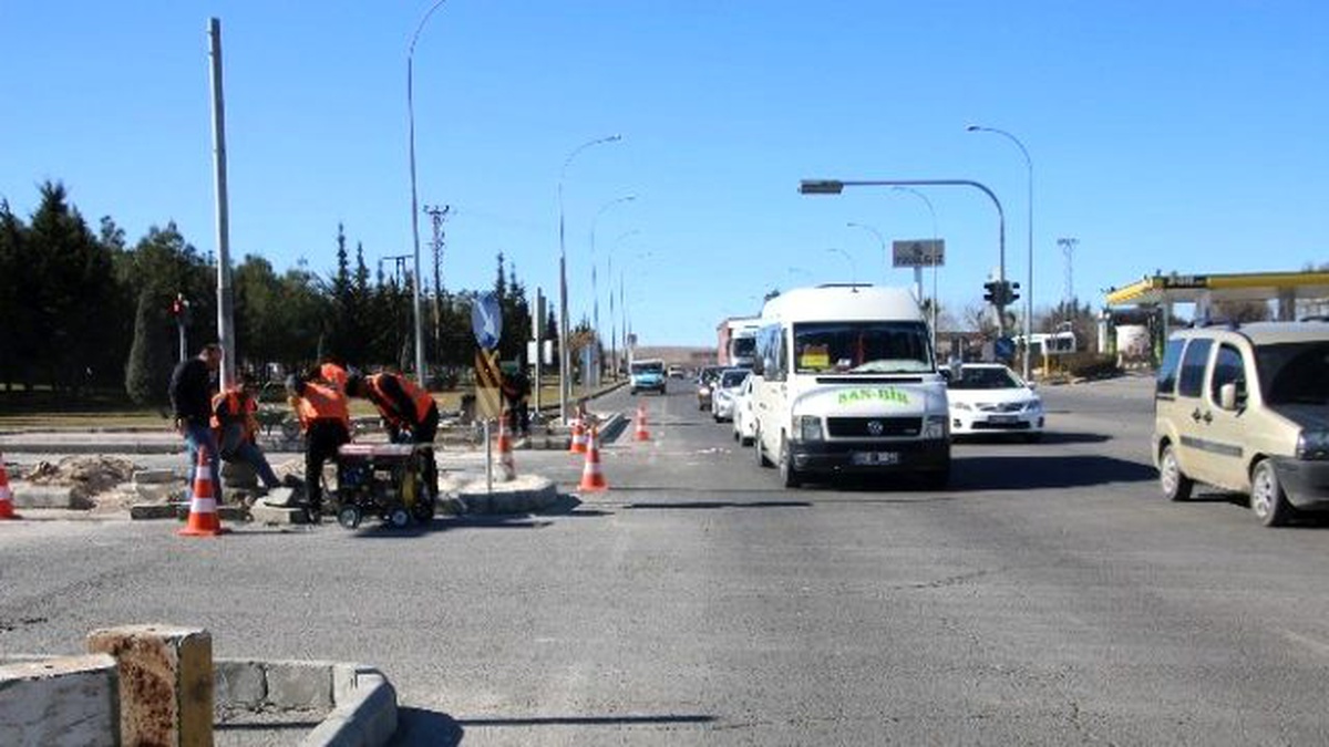 Büyükşehir Belediyesi\'nden Trafik Yoğunluğunu Azaltan Düzenlemeler