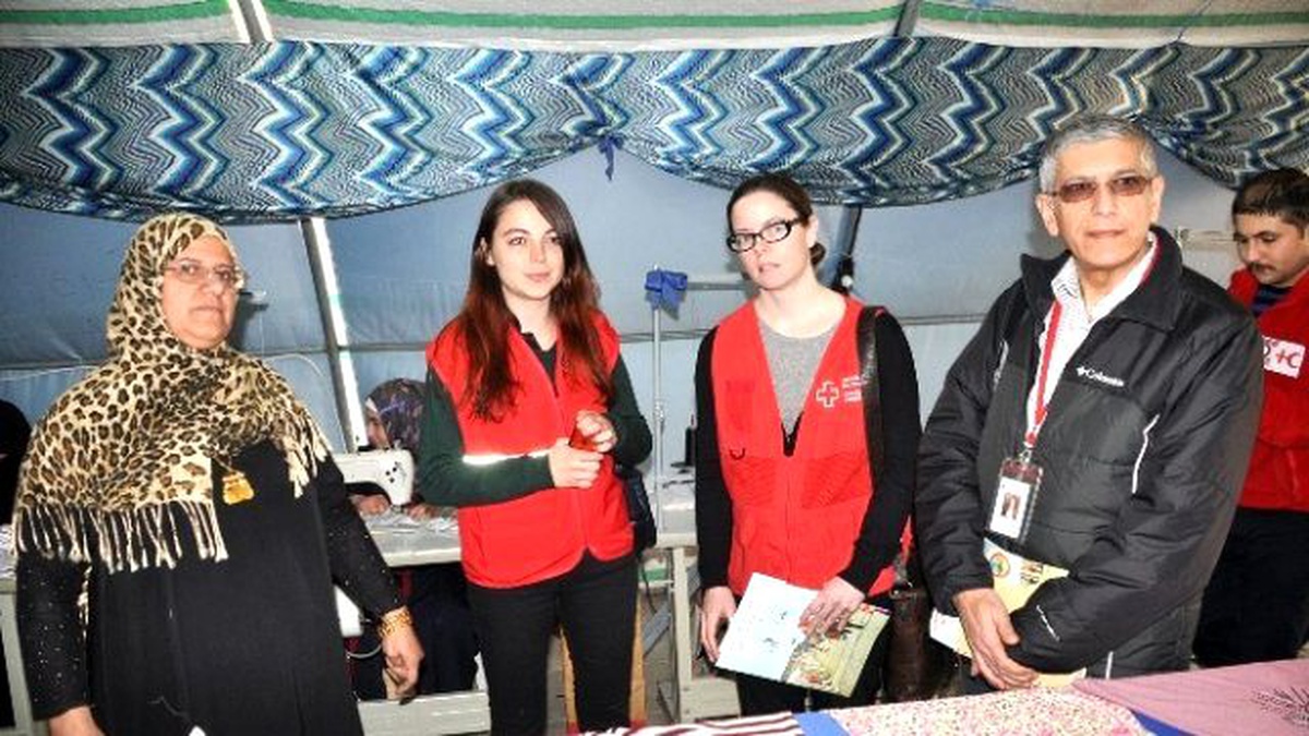 Kanada Kızılhaç Yetkilileri Çadır Kenti Ziyaret Etti