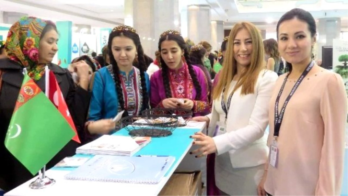 Kuru Meyveler Türkmenıstan\'da Tanıtıldı