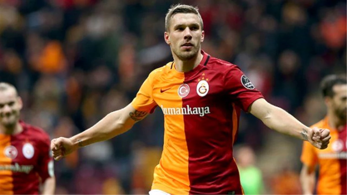 Podolski\'nin Menajeri: Akhisar Maçında Oynama