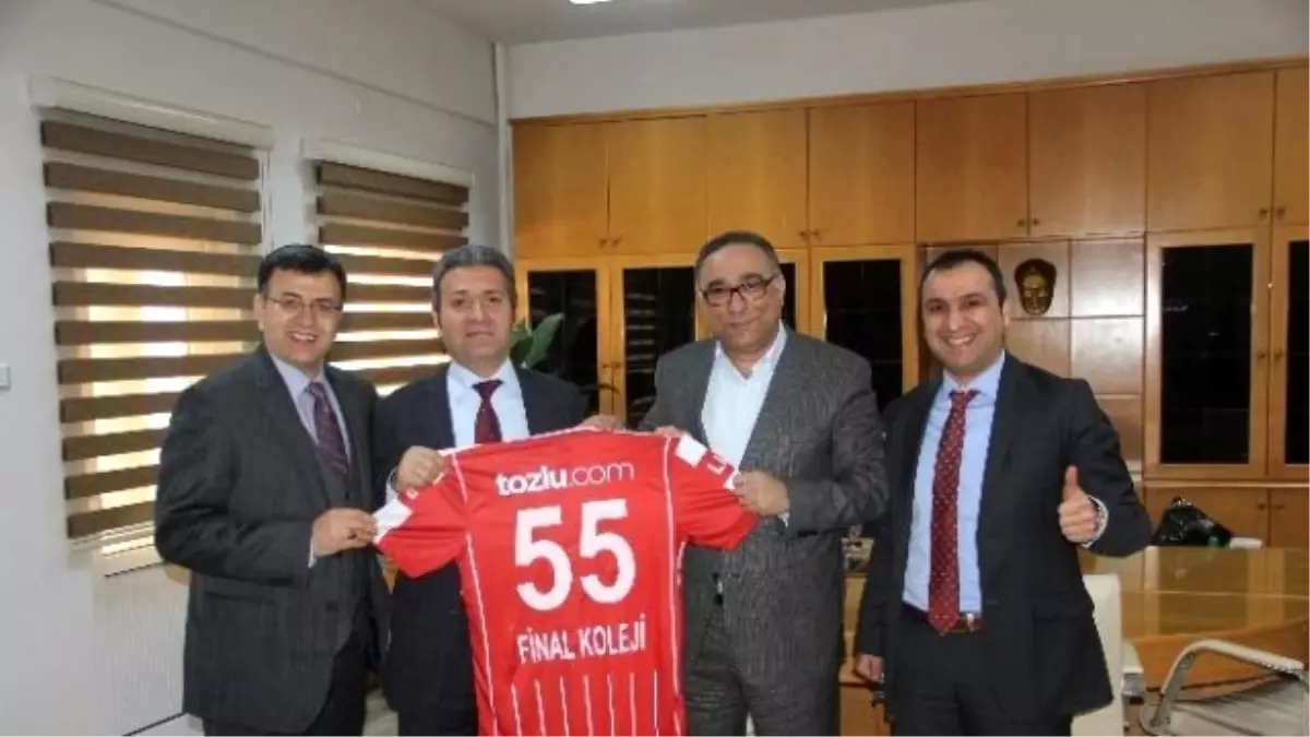 Samsunspor\'dan Final\'e Teşekkür Ziyareti