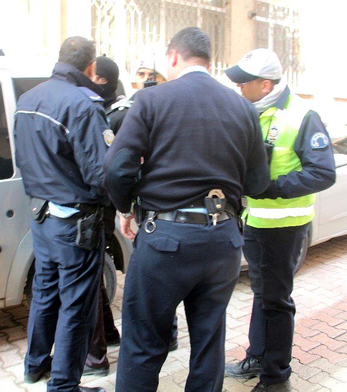 Tüfekle Rastgele Ateş Açan Şahsı, Polis Etkisiz Hale Getirdi