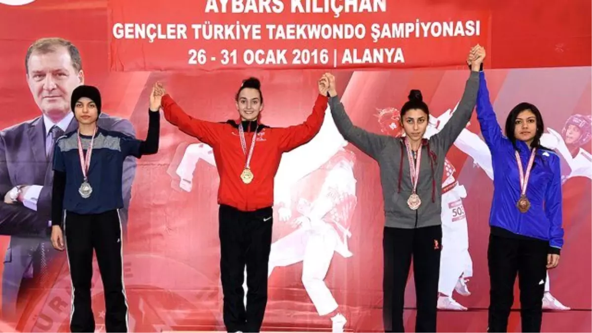 Türk Taekwondosuna \'YILDIRIM\' Damgası