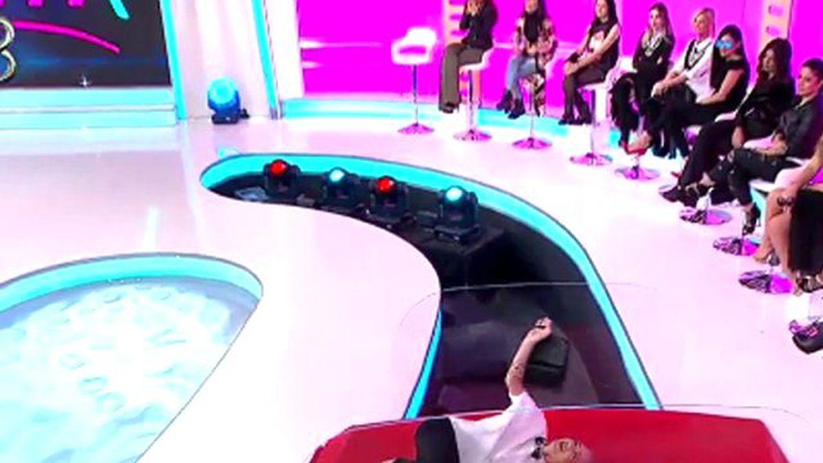 Yeşim Aydın Bir Türlü Bayılamadı!