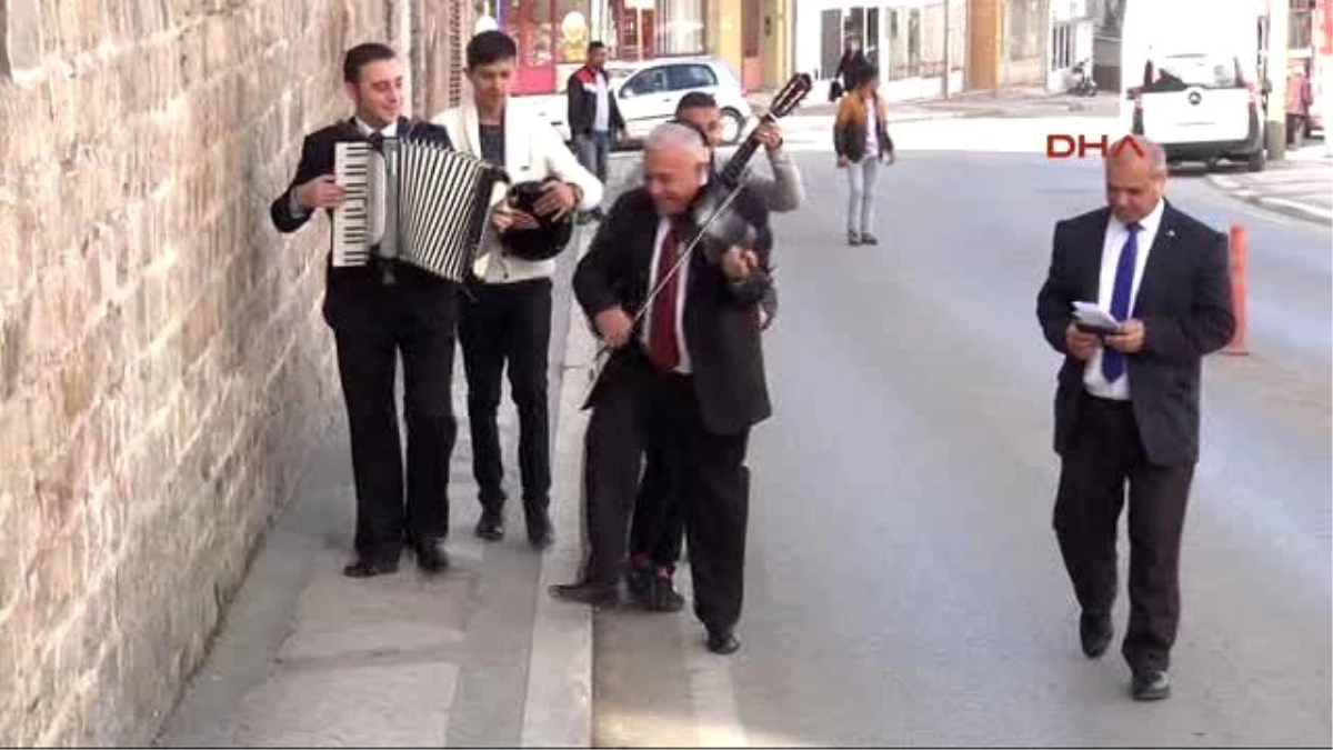 Edirne - Mahkeme Kararı ile Görevine Döndü