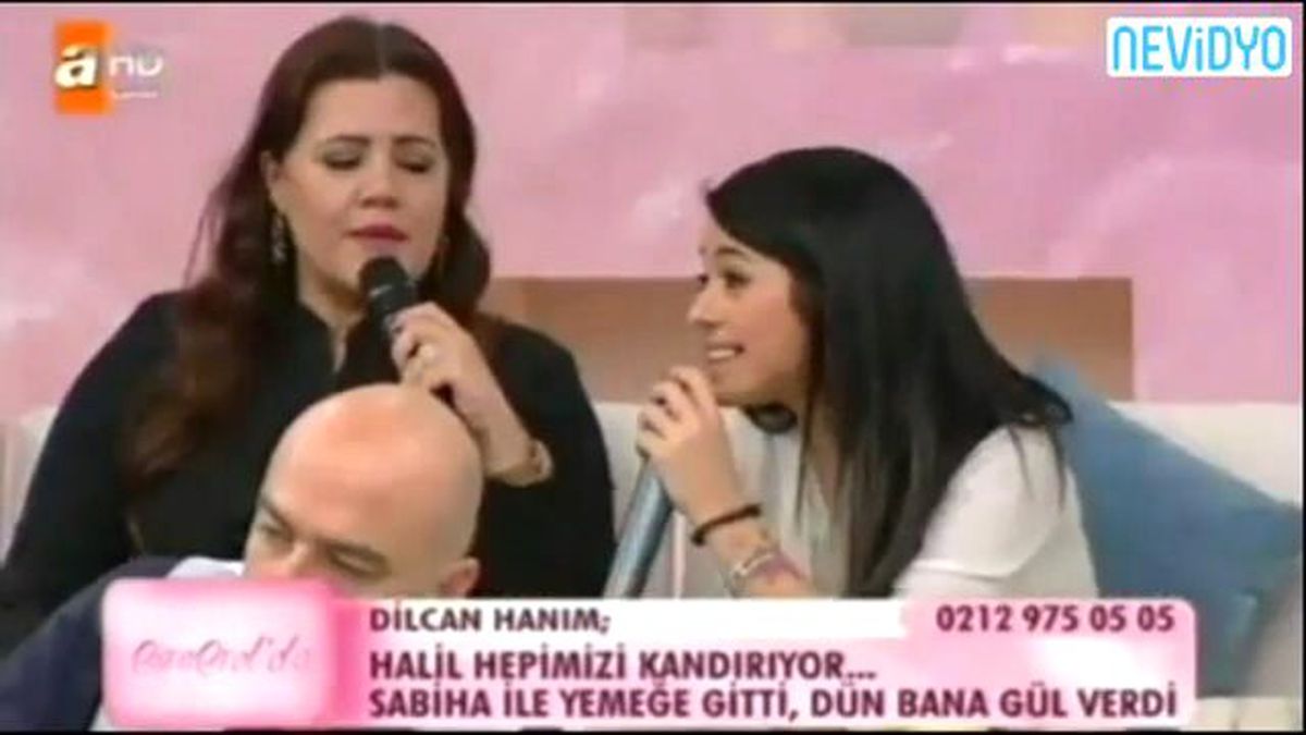 Esra Erol\'u Çıldırtan Kavga!