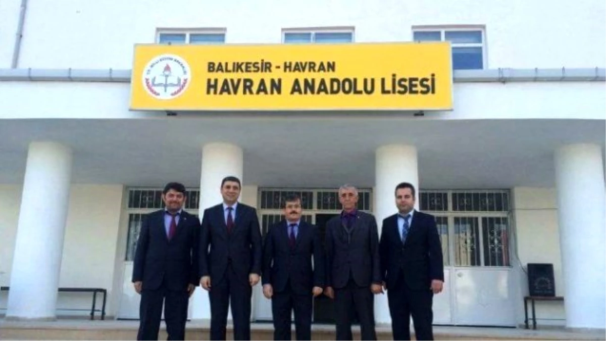 Havran\'da Anadolu Lisesi ve Sekizeylül Ortaokulu Yeni Binalarında